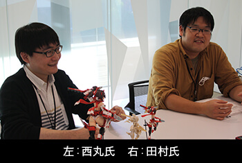 株式会社壽屋 開発グループ原型チーム フィギュア原型担当の西丸氏（左）とプラモデル原型担当の田村氏（右）